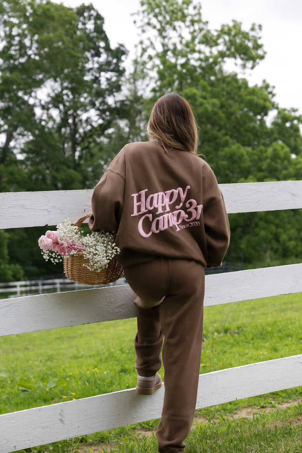 CHOCOLATE MOCKNECK SWEATSHIRT