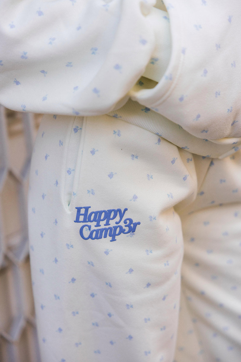 BLUE BLOSSOM SWEATPANTS