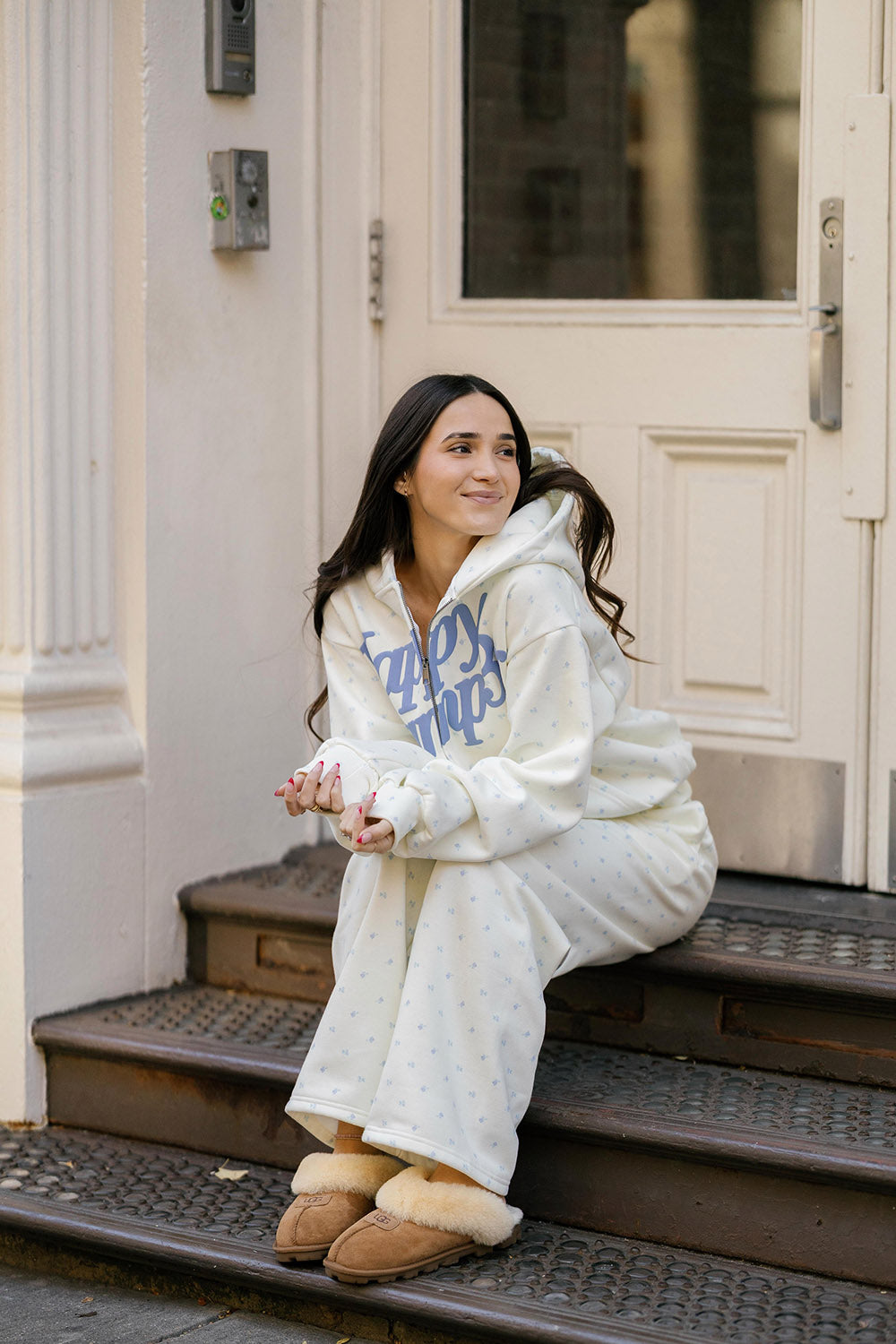 BLUE BLOSSOM ZIP UP HOODIE